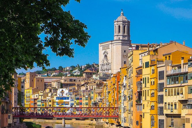 Girona History, Legends, and Food Walking Tour With Food Tasting - Enjoying Delicious Food Tastings Along the Way