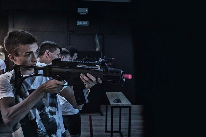 Girona Shooting Session With Gun or Assault Rifle Without Gunpowder - Inclusions