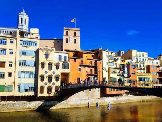 Girona: Small Group Walking Tour - Review Summary
