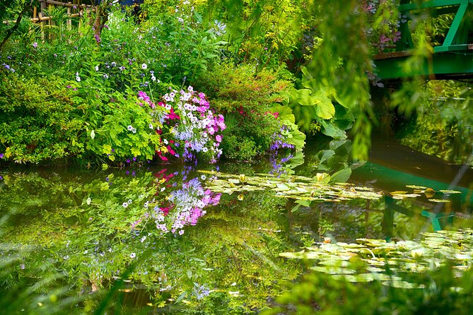 Giverny and Auvers Sur Oise Small Group Tour - Pricing, Availability, and Booking Information