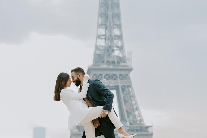Giverny and Eiffel Tower Photoshoot With Private Pick up and Drop - The Sum Up