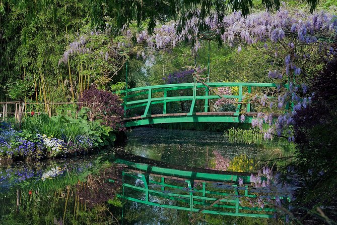 Giverny and Marmottan Monet Museum Private Day Trip From Paris - Cancellation Policy and Pricing
