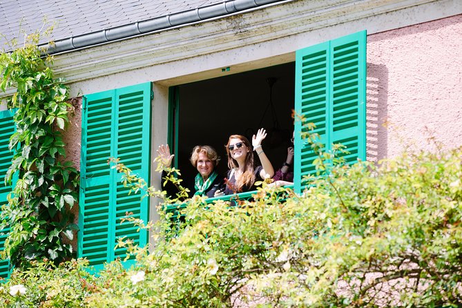 Giverny and Monets Garden Tour - Traveler Experiences