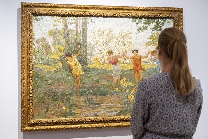 Giverny and Versailles Palace Audio Guided Day Trip With Lunch From Paris - Common Questions