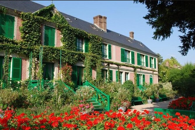 Giverny & Honfleur Private Tour From Paris - Meeting and Pickup