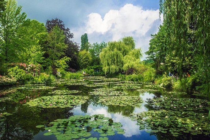 Giverny Monet House and Gardens Skip the Line Walking Tour - Cancellation Policy