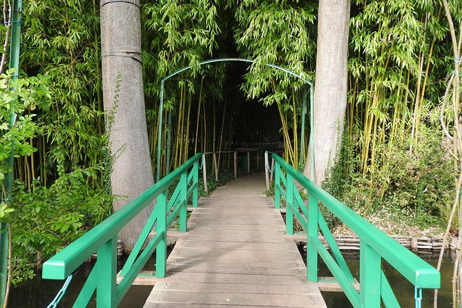 Giverny Monet House and Gardens Skip the Line Walking Tour - Tour Experience