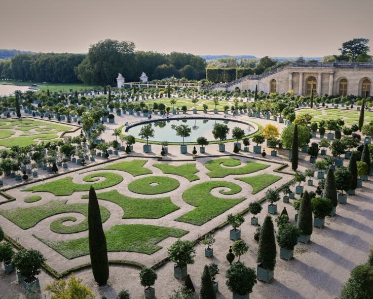 Giverny, Monets Gardens, and Versailles Tour from Paris - Should you book the Giverny and Versailles day trip?
