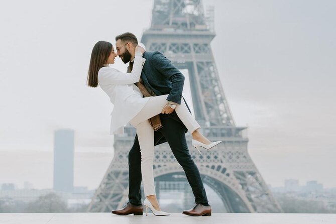 Giverny Paris by Night, Eiffel Photoshoot With Pick up and Drop - Assistance and Support for Your Booking