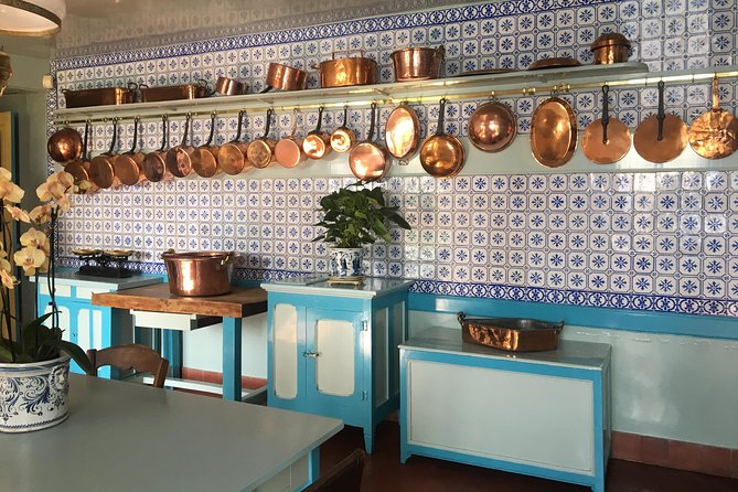 Giverny Private Trip With Monets House, Gardens & Impressionism Museum - Common Questions