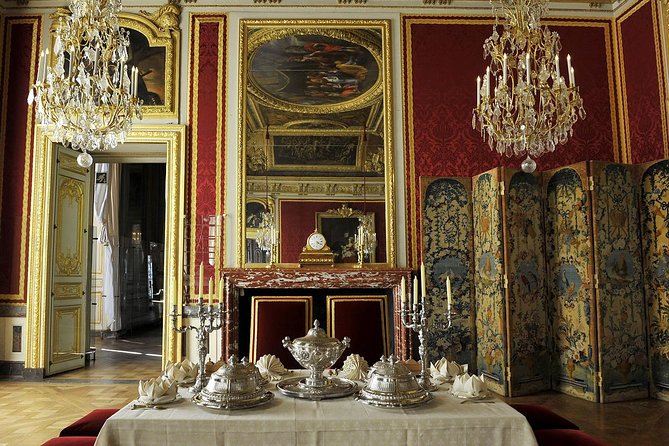 Giverny & Versailles Priority Access Optimized Guided Day Tour From Paris - Common Questions