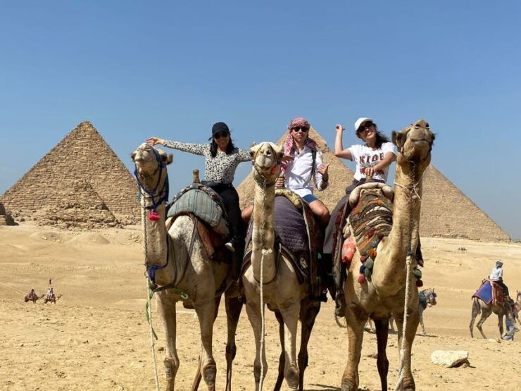 Giza Pyramids and Sphinx: Half-Day Private Tour - Tour Highlights