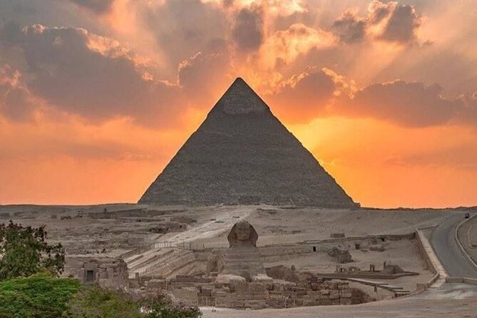 Giza Pyramids , Great Sphinx , Egyptian Museum and Bazaar ( Hot Deal ) - Pricing Details
