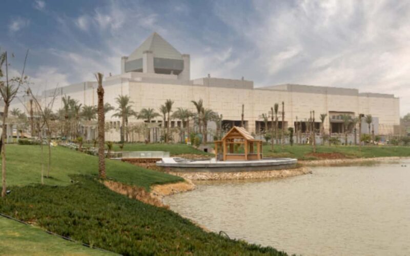 Giza: Pyramids, Museum of Civilization and Old Cairo, Bazaar - FAQ