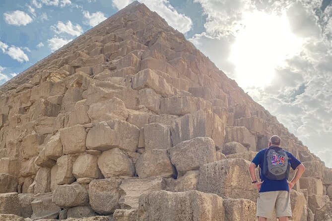 Giza Pyramids, Sphinx and Egyptian Museum Guided Day Tour From Cairo - Meeting and Pickup Details