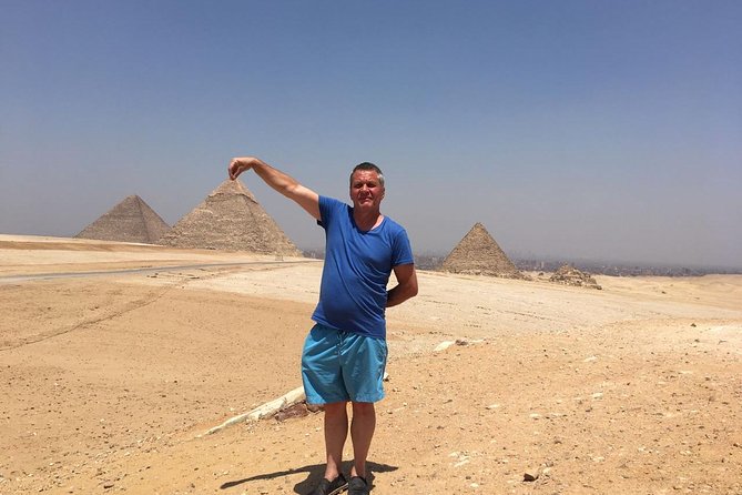 Giza Pyramids, Sphinx, Kephren Temple, Camel Ride Half Day Private Tour & Lunch - Meeting and Pickup