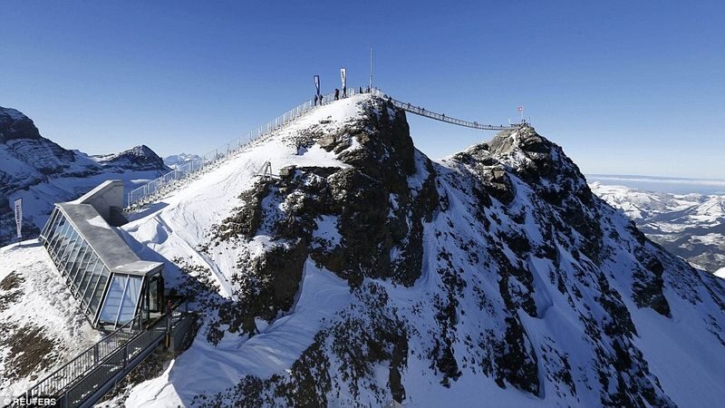 Glacier 300 and Montreux from Lausanne - From Lausanne to the high Alps