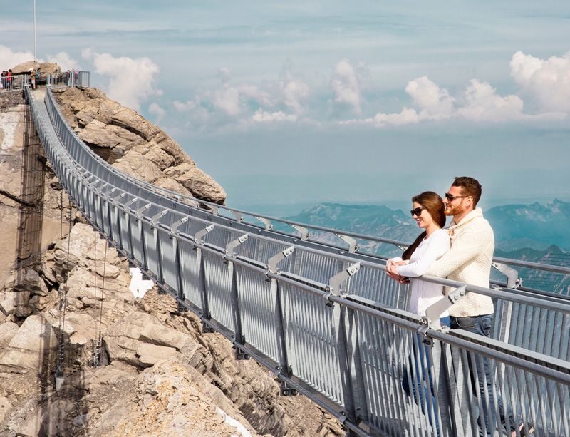 Glacier 300 and Montreux from Lausanne - Who should choose this Lausanne day trip?