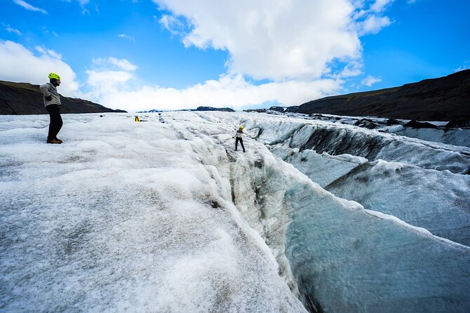Glacier Hike, South Coast Waterfalls & Black Sand Beach - Weather Considerations and Schedule Changes