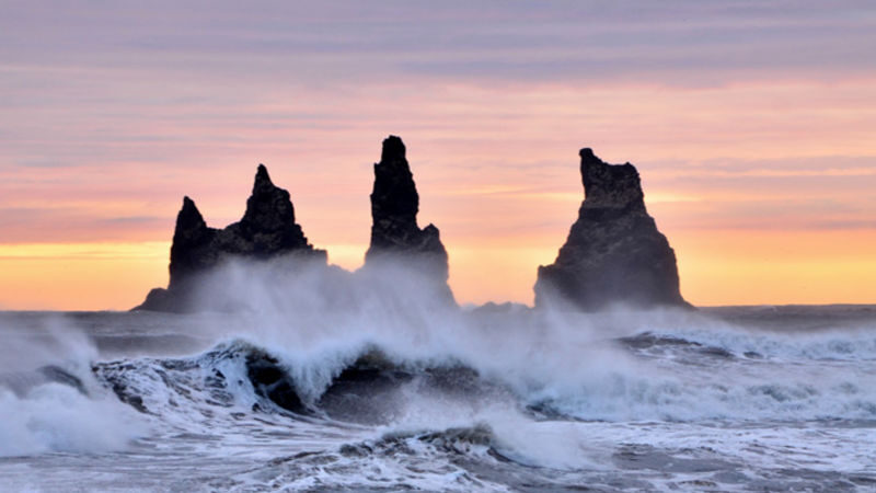 Glacier Lagoon and northern lights tour from Reykjavik - Diamond Beach and the black-sand coast