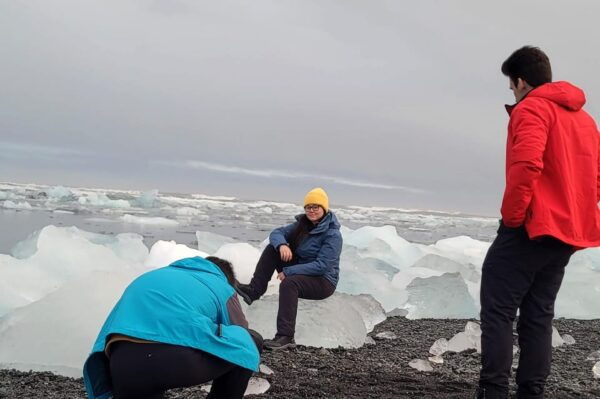 Glacier Lagoon & Black Diamond Beach Private Tour - Scenic South Coast Stops