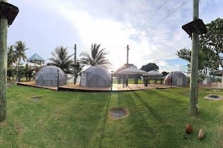 Glamping Experience at Constant Wind - Learning to paddle on the coast
