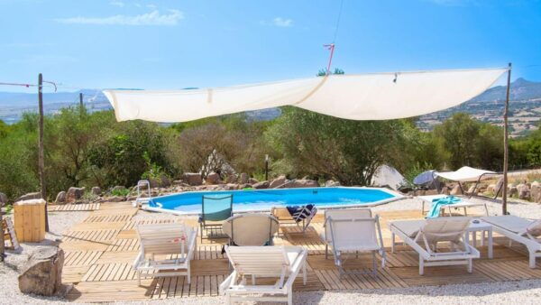 Glamping in the Territory of Perfugas - What to Pack for Your Stay