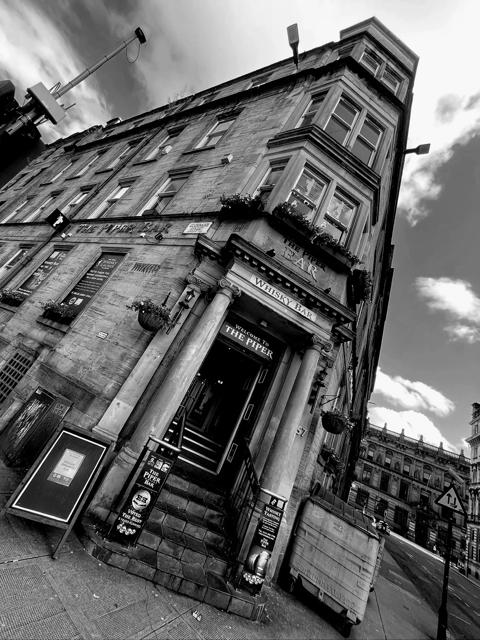 Glasgow: Scottish Rogue Whisky Pub Crawl - Good To Know