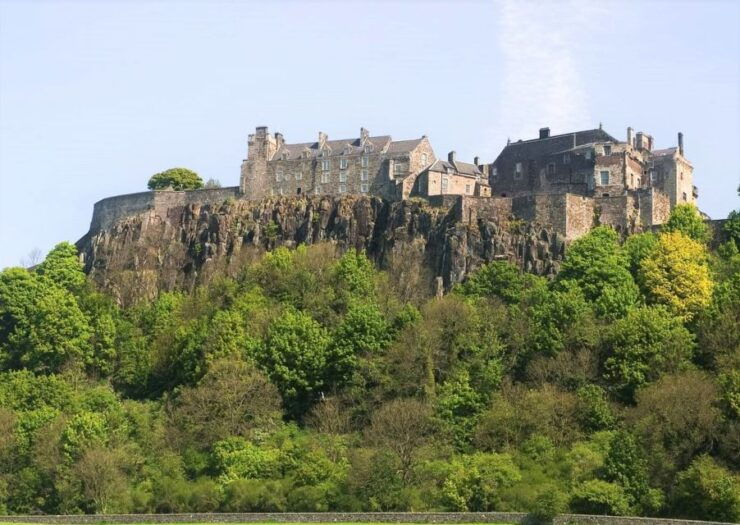 Glasgow: Stirling Castle, Loch Lomond Walk, and Whisky Tour - Activity Details