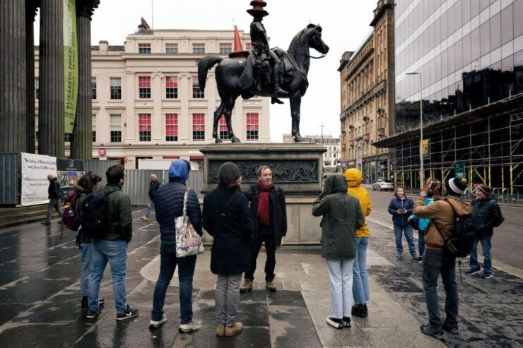 Glasgow: The Magnificent and Mysterious History of Glasgow - Early Settlements and Celtic Origins