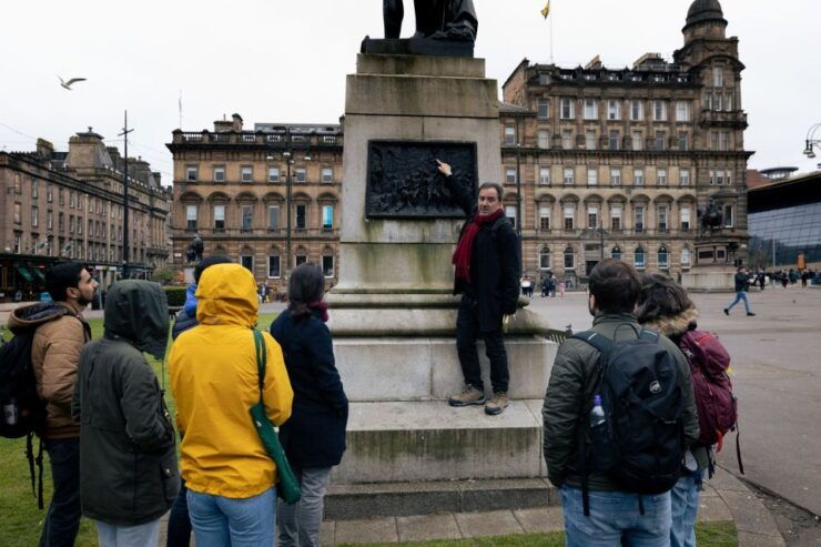 Glasgow: The Magnificent and Mysterious History of Glasgow - Industrial Revolution and Urban Expansion