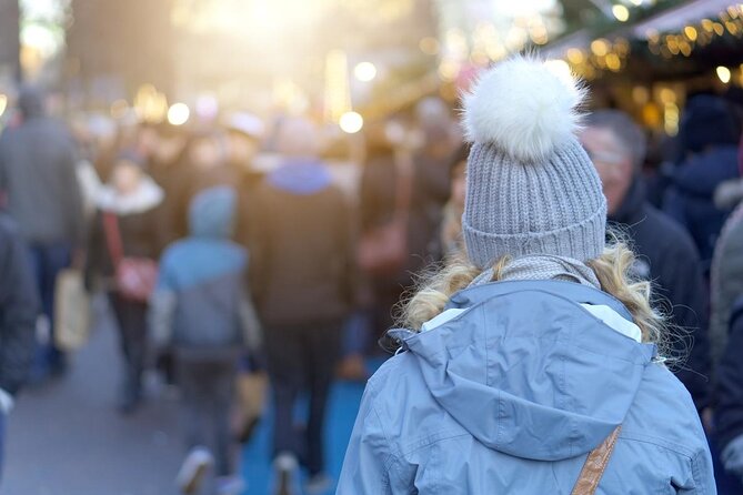 Glasgows Festive Walk: A Magical Christmas Journey - Meeting and Pickup Information