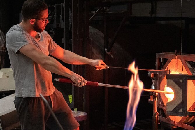 Glass Blowers, Art Galleries and Medieval Villages - Location Specifics