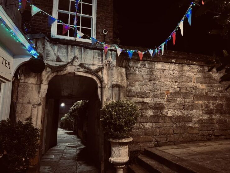 Gloucester: Ghost-Themed Guided Walking Tour - Good To Know