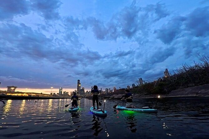 Glow and Glide Paddleboard Sunset Experience Chicago - What Travelers Can Expect from the Tour