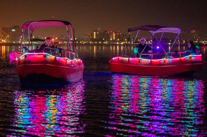 Glow Electric Boat night date experience in San Diego Bay - Who Is This Tour For?