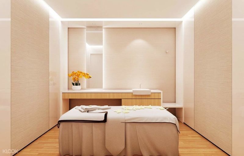 GLYCEL - Skin Spa | Quarry Bay | Tsim Sha Tsui | Kwun Tong | Tseung Kwan O | Yuen Long | Tuen Mun - A facial paired with a focused shoulder massage
