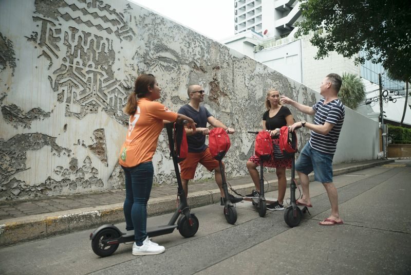 Go Bangkok e-Scooter Tour - Chinatown by back lane and market street