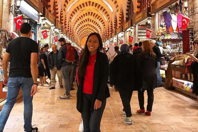 Go Out in Style on This Bachelorette or ‘Hen' Weekend in Istanbul - Relax and Unwind on a Bosphorus Cruise