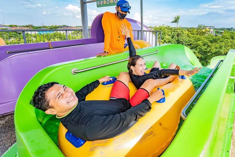 Go! Wet Waterpark Ticket in Bekasi - Ticket price and what the deal includes