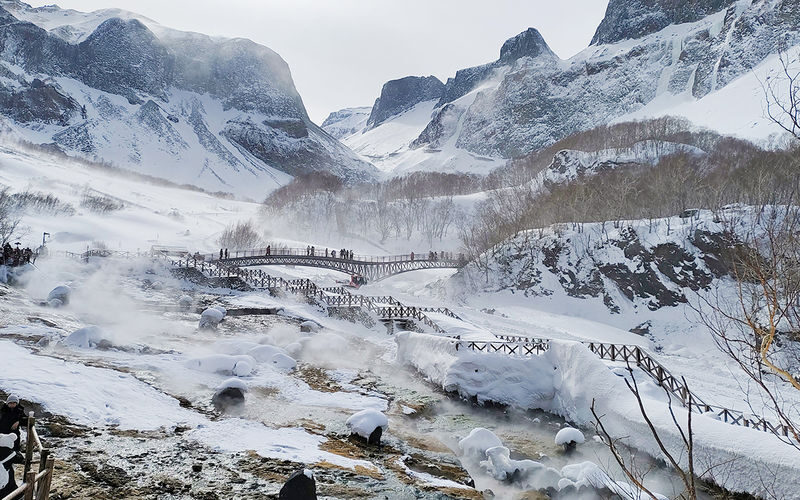 Go Wild Great Northeast | Harbin & Changbai Mountain & Snow Town & Lake Jingpo 6-Day Bus Tour - Day 5: Snow rafting and the road toward Jilin