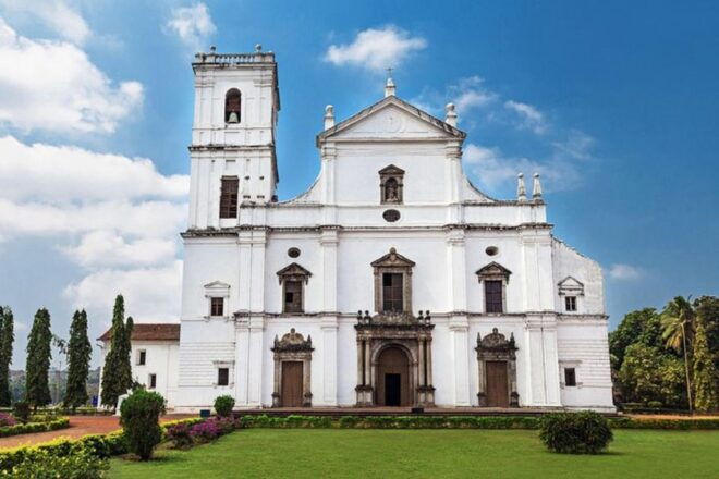 Goa: Old Goa Churches and Spiritual Walk - Church of St. Cajetan Exploration