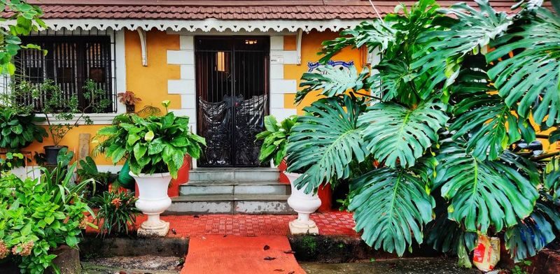 Goa: Private Full-Day Sightseeing Highlights Tour - A guide can make the route feel connected