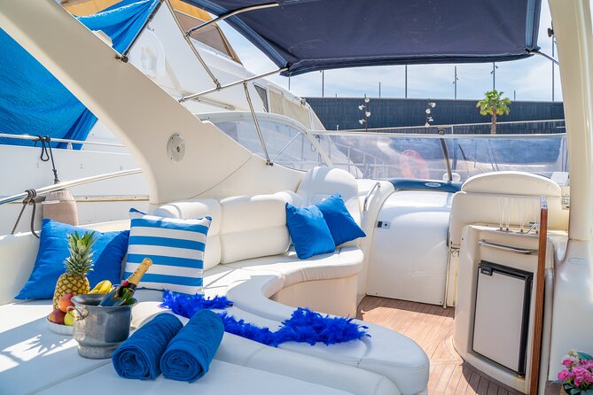 Gobbi Yacht Charter in Barcelona - Pricing and Reservation