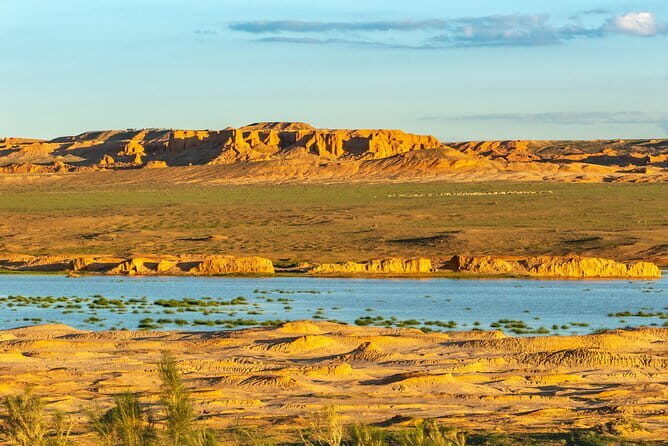 Gobi desert Mongolia for 8 days - The Full Breakdown of the 8-Day Gobi Desert Tour