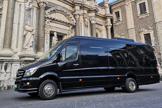 Godfather Tour - Location and Transportation