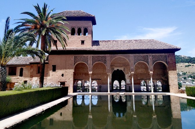 Going to Alhambra? 3 Hrs Private Tour! Skip the Long Lines to Visit the Alhambra - Pricing and Booking Information