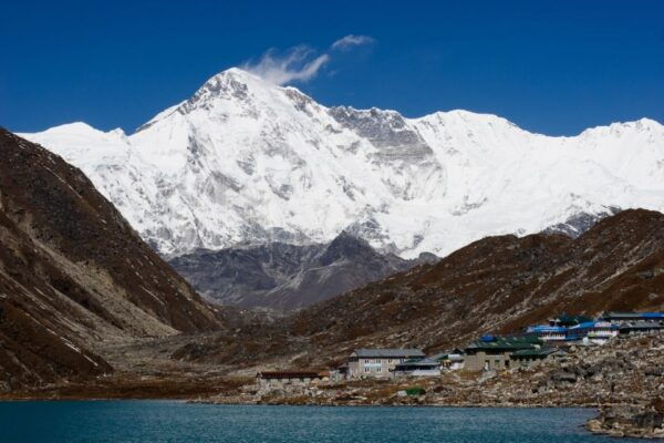 Gokyo Lakes 10 Days Trek for a Breathtaking Adventure - Immersion in the Local Sherpa Culture