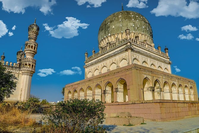 Golconda Fort & Hyderabad City Tour - Logistics