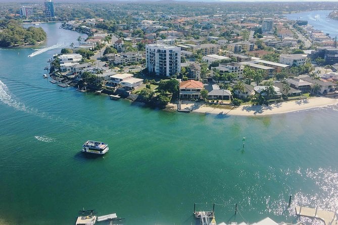 Gold Coast 1.5-Hour Sightseeing River Cruise From Surfers Paradise - Cruise Experience